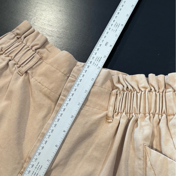 BDG Urban Outfitters Khaki Tan Canvas Paper Bag High Rise 2” Womens Shorts Large - Picture 9 of 12